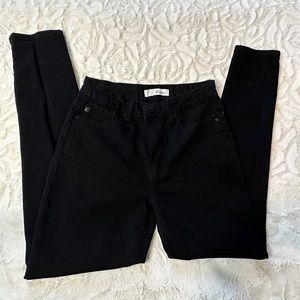 Black high waisted KanCan skinny jeans. Worn ones and washed.